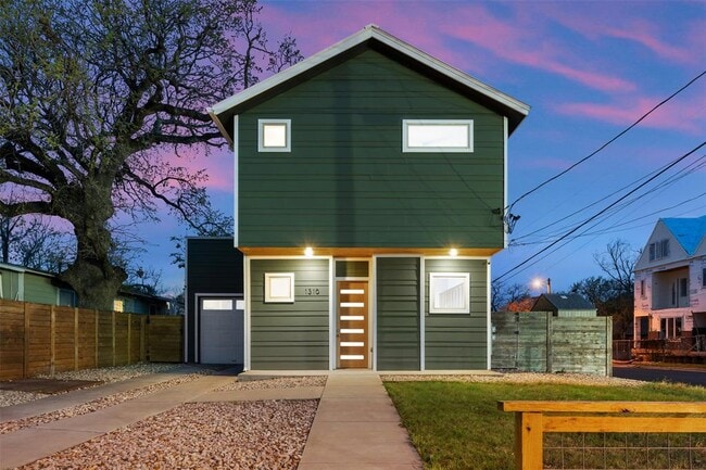 Building Photo - 1310 Cedar Ave
