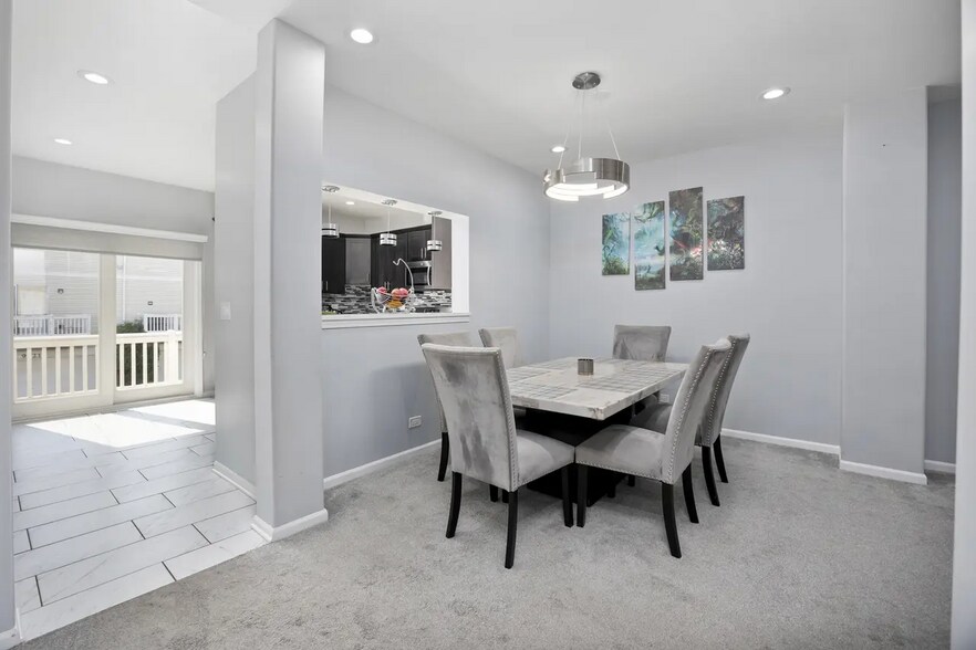 Building Photo - 9411 Harrison St