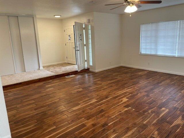 Building Photo - 2228 Curtis Dr