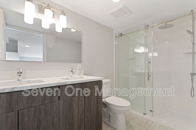 Building Photo - 4649 Umbria St