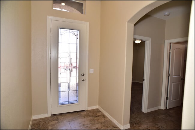 Building Photo - 5440 Limestone Dr