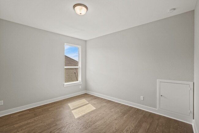 Building Photo - 10823 Sandy Iss Ct