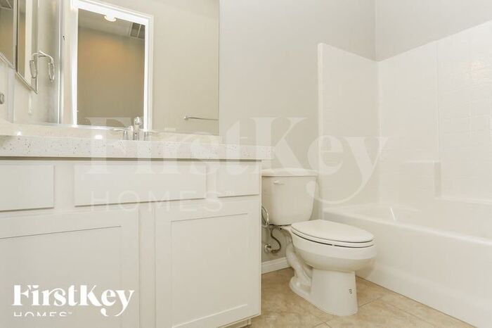 Building Photo - 10755 Blackrock Canyon Ave