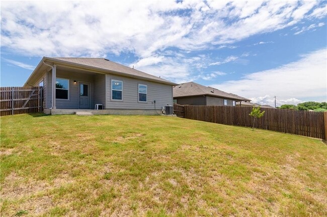 Building Photo - 15117 Bullbrier Rd