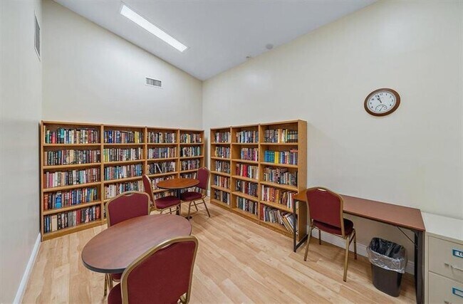 Building Photo - 4519 Feivel Rd