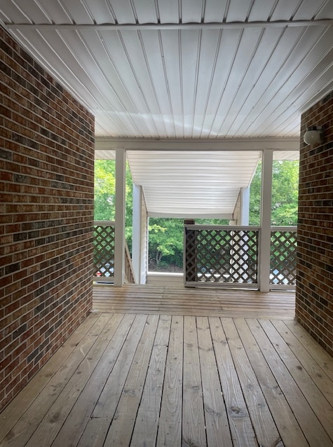 Building Photo - 220 Elm St