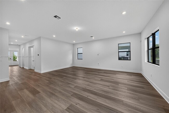 Building Photo - 2722 NW 87th Ter