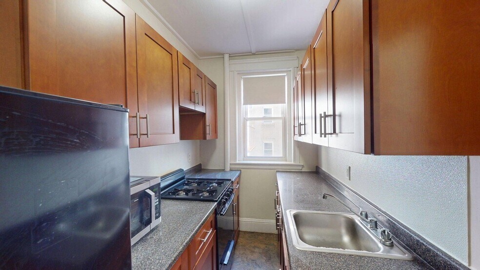 Building Photo - 1179 Boylston St