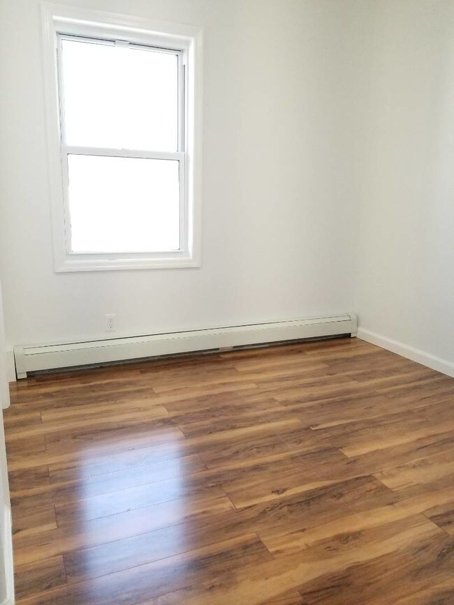 Building Photo - 41 Bevy Ct