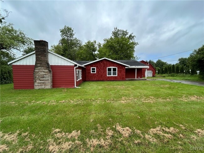 Building Photo - 281 US-11