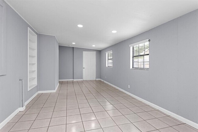 Building Photo - 12210 Evening Glen Ct