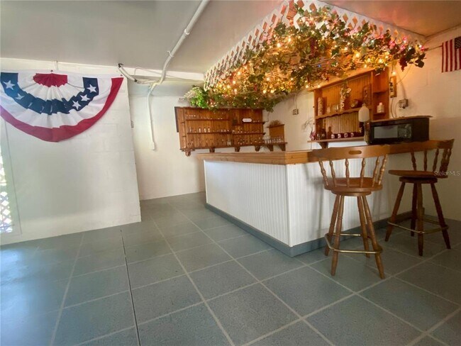 Building Photo - 106 Sun Isle Cir