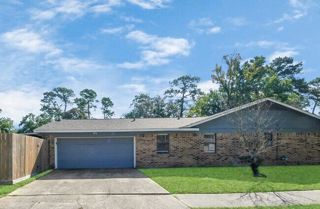 Building Photo - 7303 Foxwick Ln