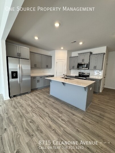 Building Photo - 8715 Celandine Ave