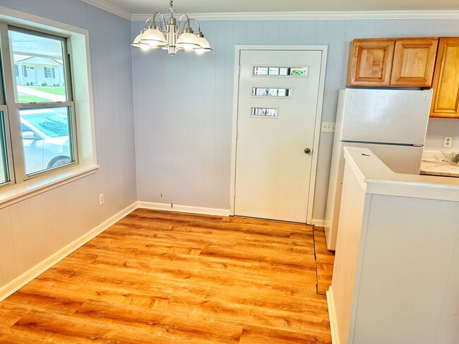 Building Photo - 1711 Burney Br Dr