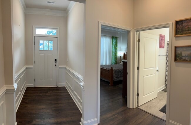 Building Photo - 62 Fox Cove Rd