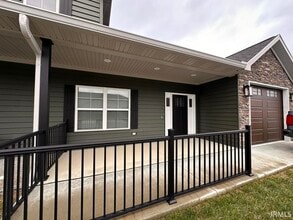 Building Photo - 3795 High Pointe Dr