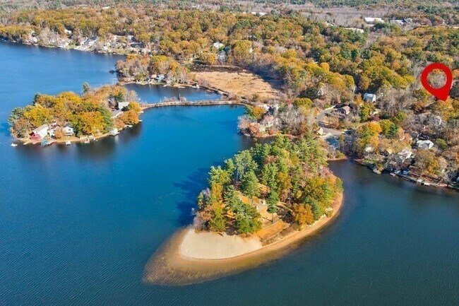 Building Photo - 16 Knoll Rd