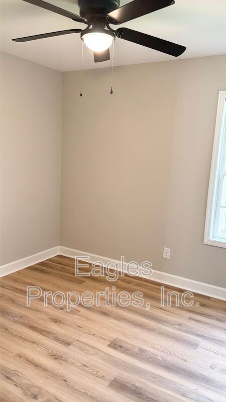 Building Photo - 1713 Harrel St