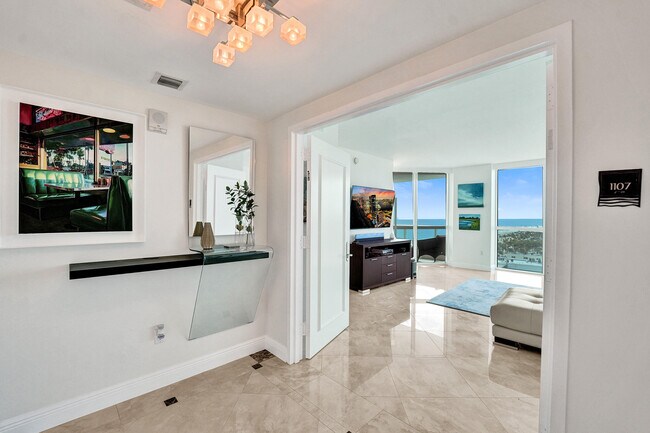 Building Photo - 101 S Fort Lauderdale Beach Blvd