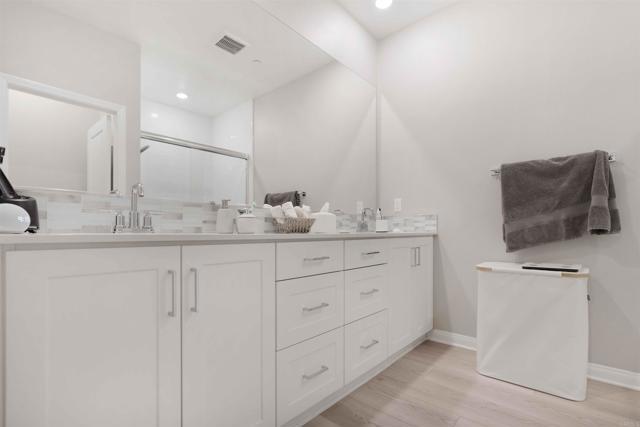 Building Photo - 2043 Bluestone Cir