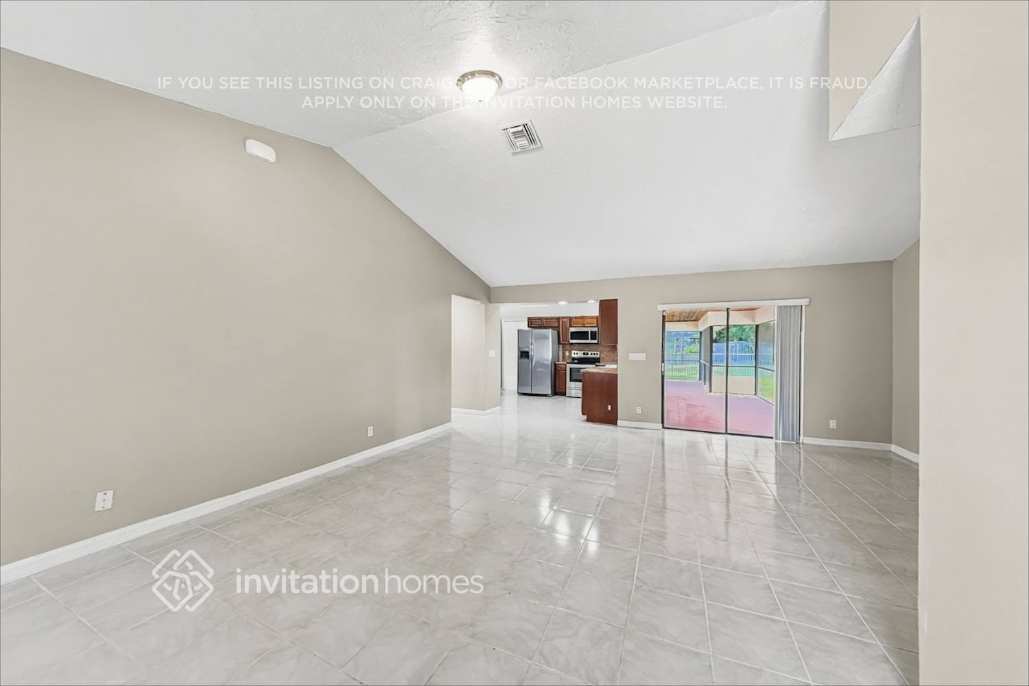 Building Photo - 13325 Kingsbury Dr