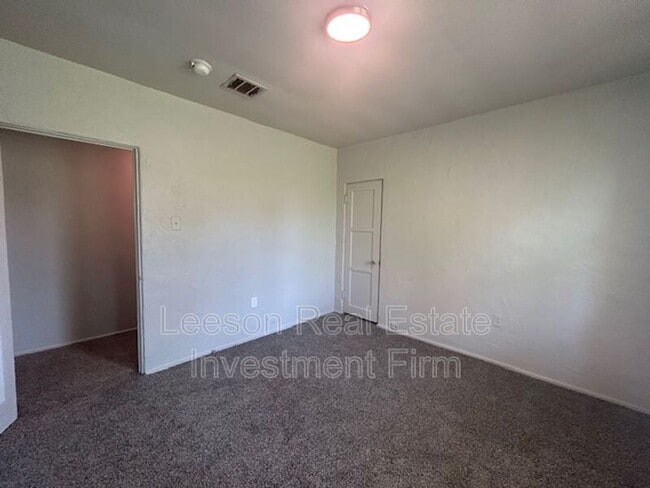 Building Photo - 502 McCormick St
