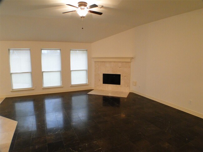 Building Photo - 20606 Palm Rain Ct