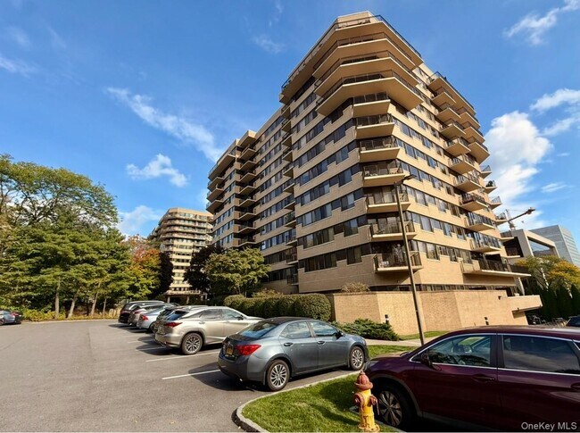 Building Photo - 25 Rockledge Ave