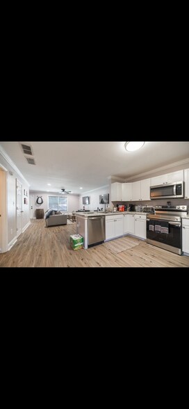 Building Photo - 105 Westchester Dr