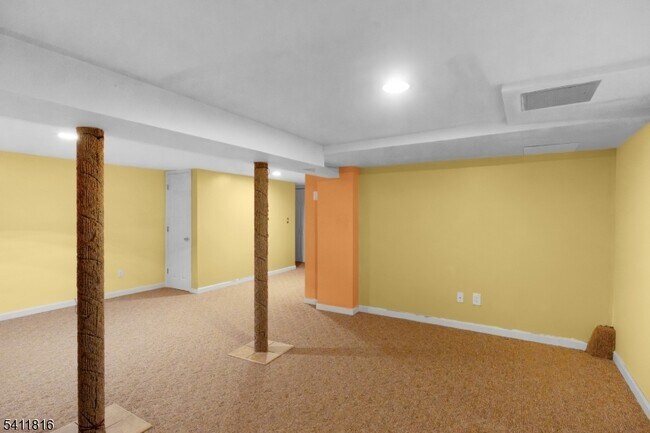 Building Photo - 89 Stockton Ct
