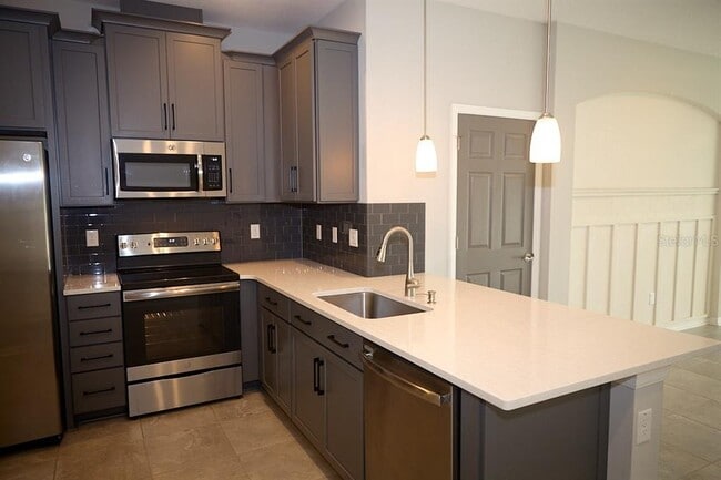 Building Photo - 30107 Southwell Ln