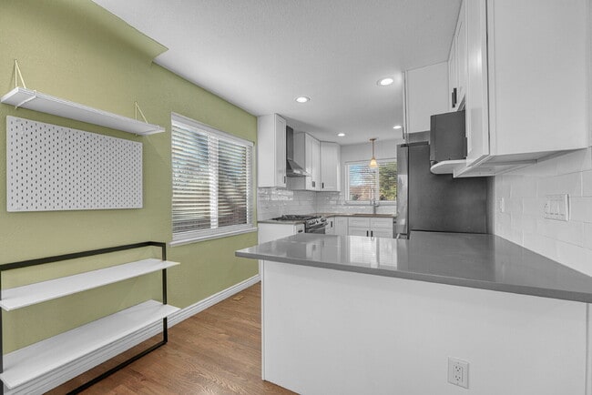 Building Photo - $3,695.00, $300 OFF First Months' Rent - 4 Bedroom, 3 Bath, Single Family Home in Denver with Fin...