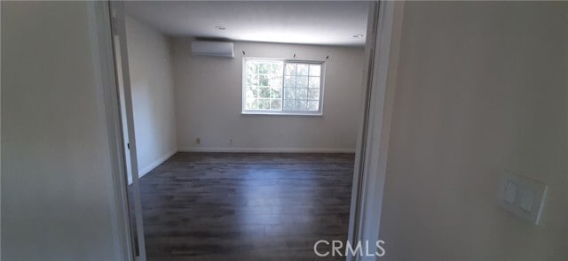 Building Photo - 21920 Santaquin Dr