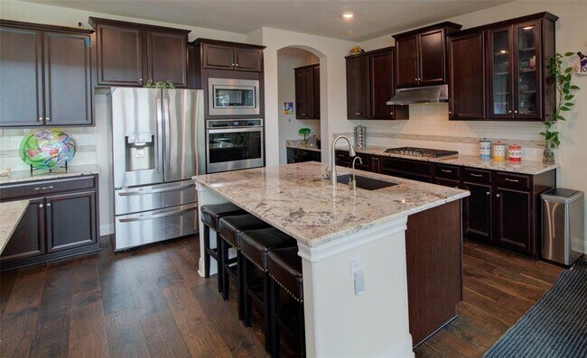 Building Photo - 15621 Cabrillo Way