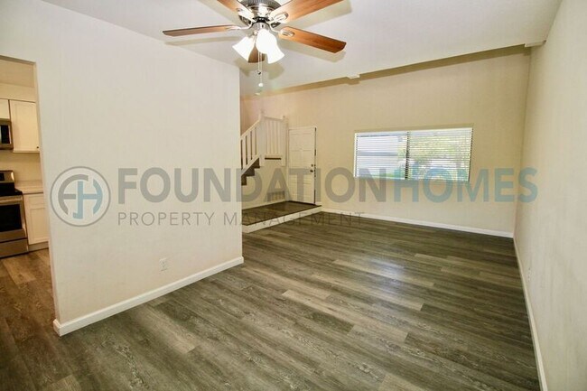 Building Photo - 404 San Marin Dr