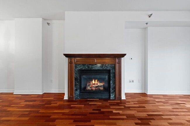 Building Photo - 317 Groveland Ave