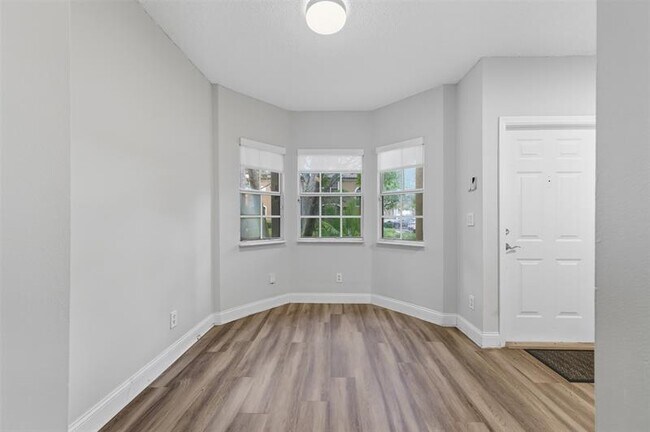 Building Photo - 16045 Emerald Cove Rd