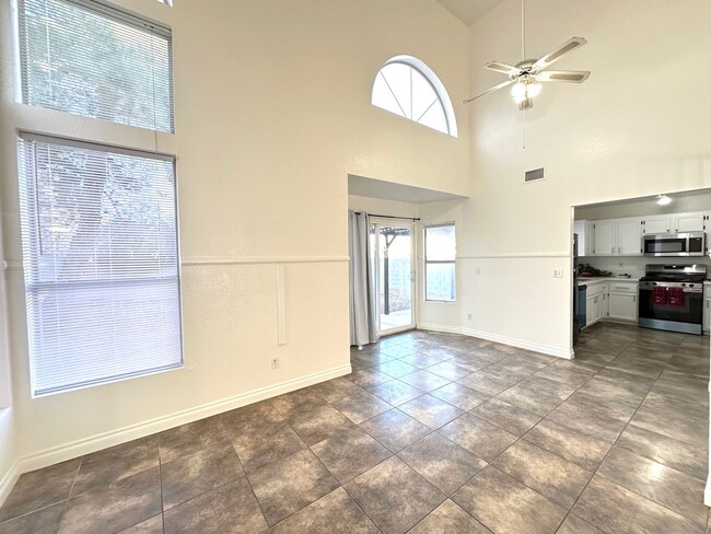 Building Photo - Beautiful Newly Renovated SW Las Vegas Hom...