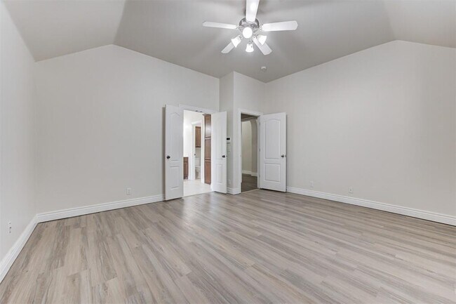 Building Photo - 1708 NW 161st Cir