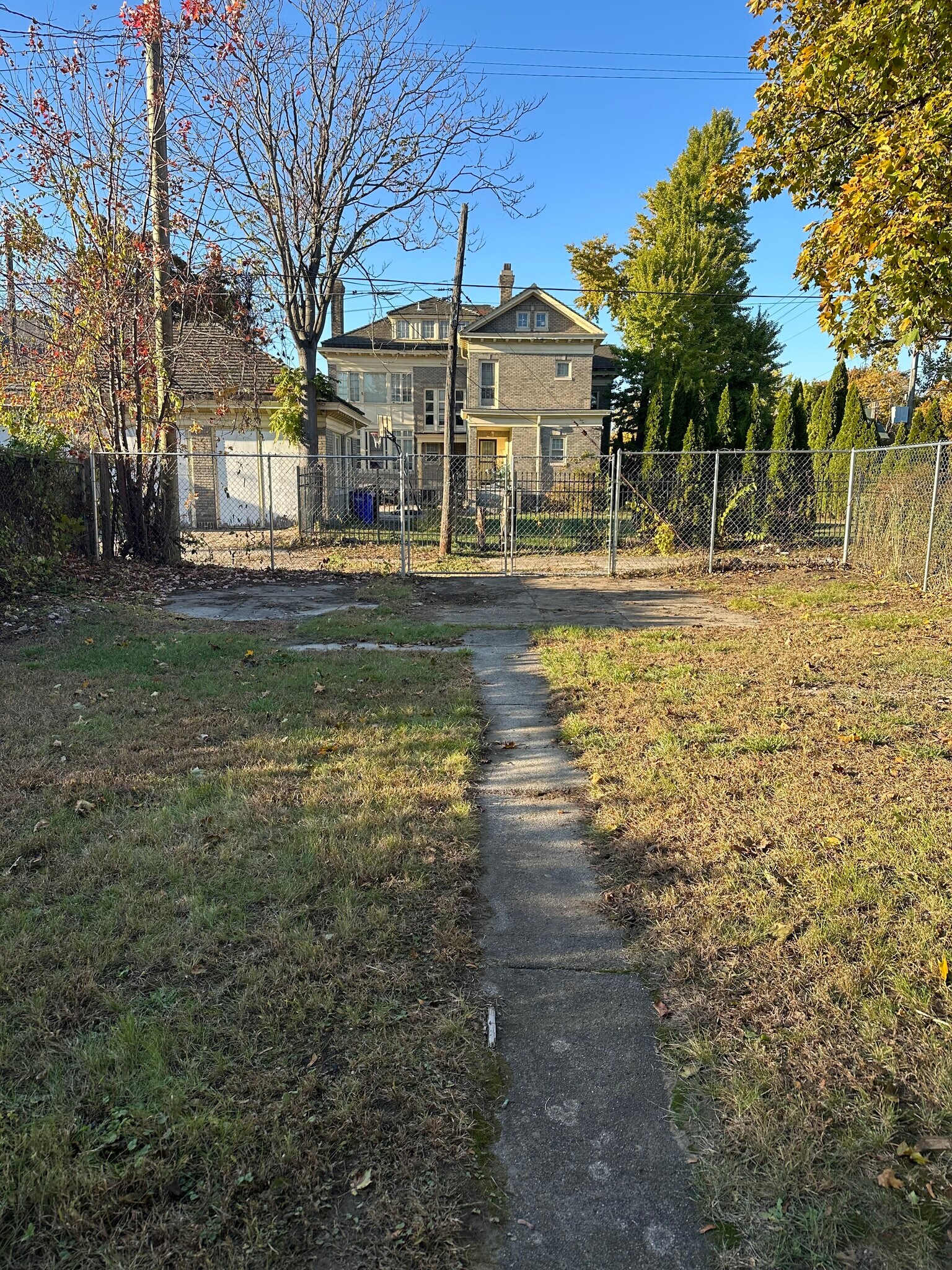 Backyard - 349 Westminster St