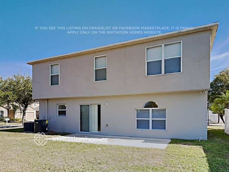 Building Photo - 13501 Mango Bay Dr