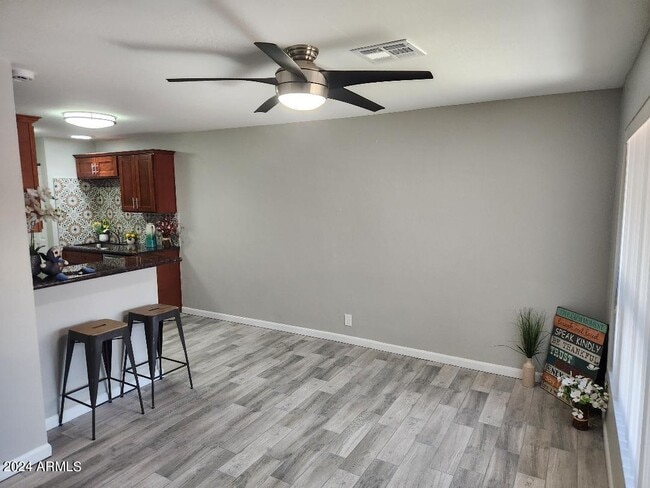 Building Photo - 3026 E Brill St