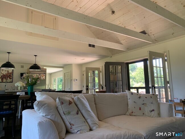 Building Photo - 87 Beaver Dam Rd