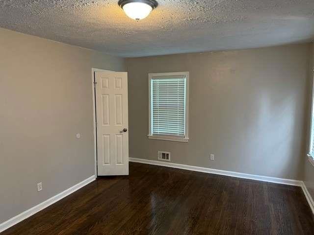 Building Photo - 1307 Lorenzo Dr SW