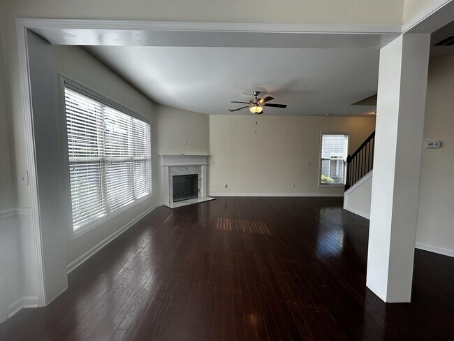 Building Photo - 1047 Haley Woods Ct