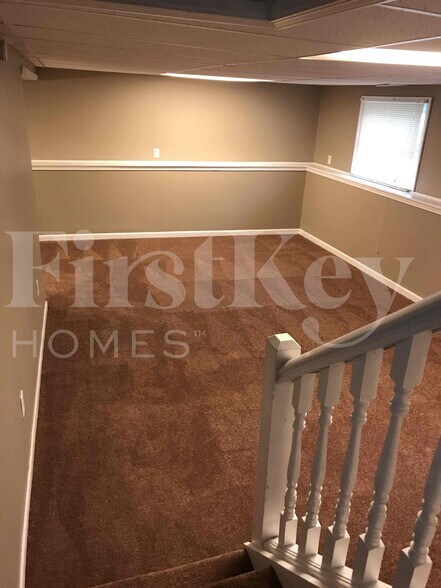 Building Photo - 8101 Railroad Rd