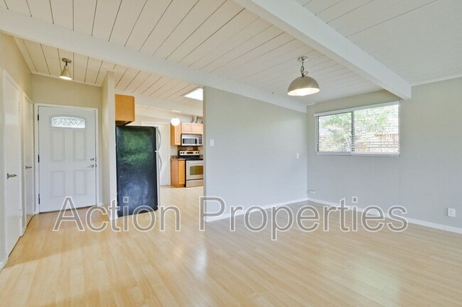 Building Photo - 3974 Duncan Pl