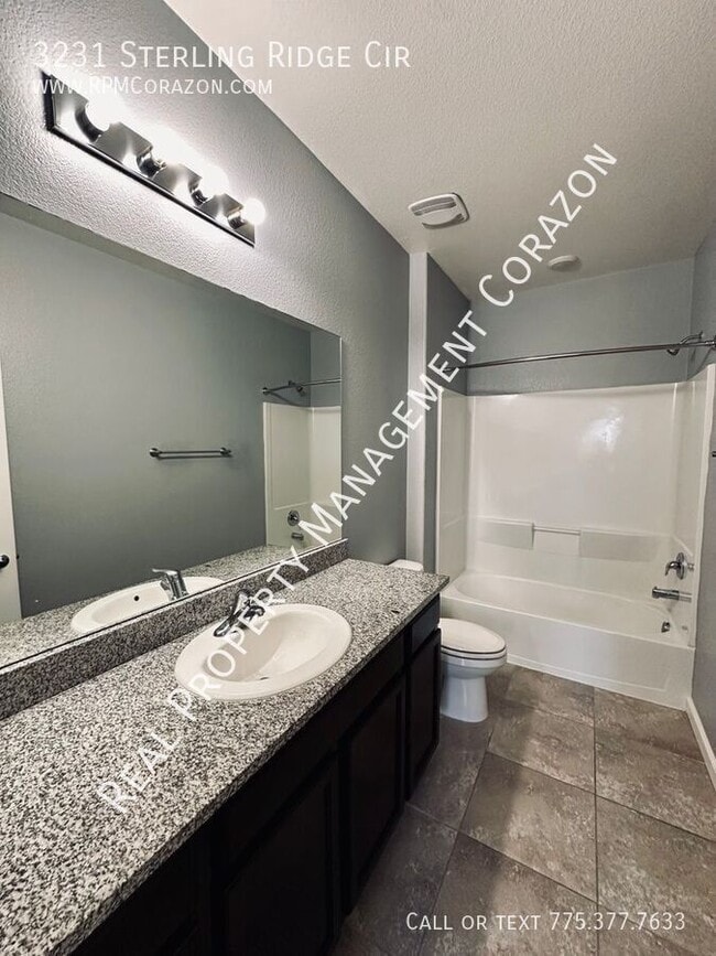 Building Photo - 3231 Sterling Ridge Cir