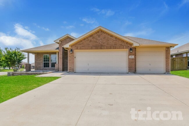 Building Photo - 437 Creek Bend Dr